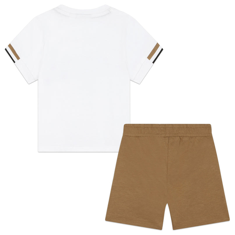 White Logo Summer Outfit