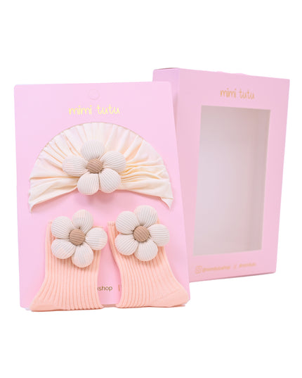 Beige Flower Pastel Accent Gift Set