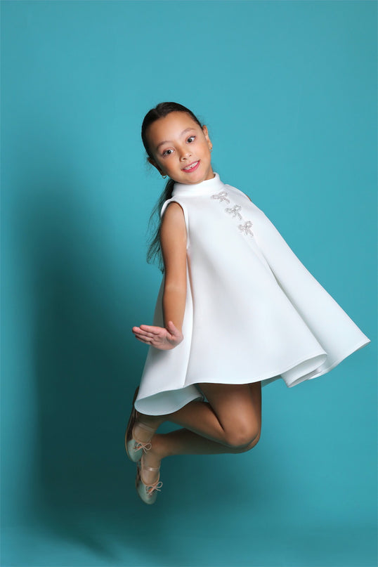 kids-atelier-mimi-tutu-kid-girl-white-ava-sleeveless-bow-dress-mt429111