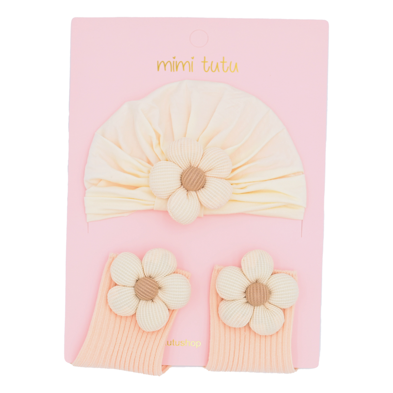 Beige Flower Pastel Accent Gift Set